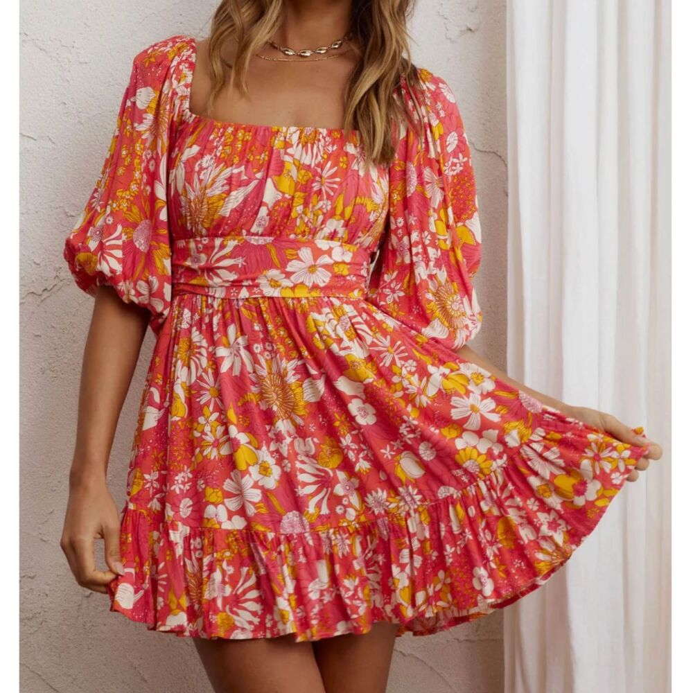 Selfie Leslie Here Pink Floral Tie Back Flowy Mini Dress